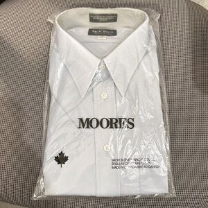 NWT Men's Dress Shirt Light Blue Short Sleeve Size 17 in Original Packaging